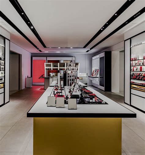 CHANEL Fragrance and Beauty boutiques 